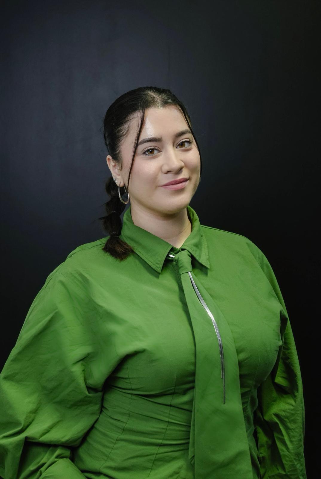 Portrait de Melda Yakut, cheffe de projet digital